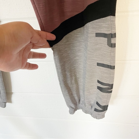 PINK Victoria’s Secret Colorblock Hoodie and Joggers Set Tracksuit Size Large - Picture 4 of 13